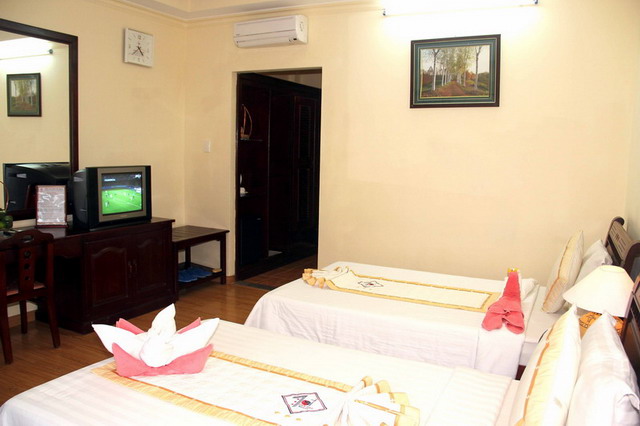 Phòng Deluxe - Hotel24h.net